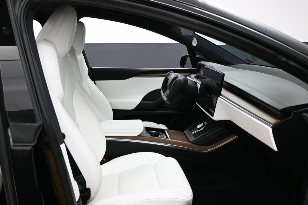 Used 2022 Tesla Model X AWD/4WD image 36