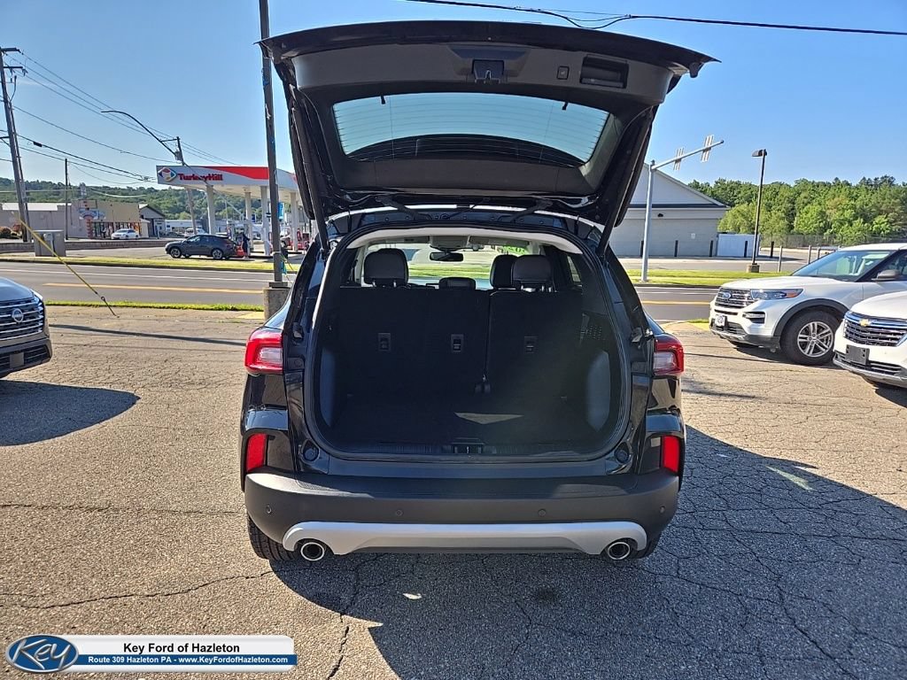 Used 2024 Ford Escape Platinum AWD/4WD image 10