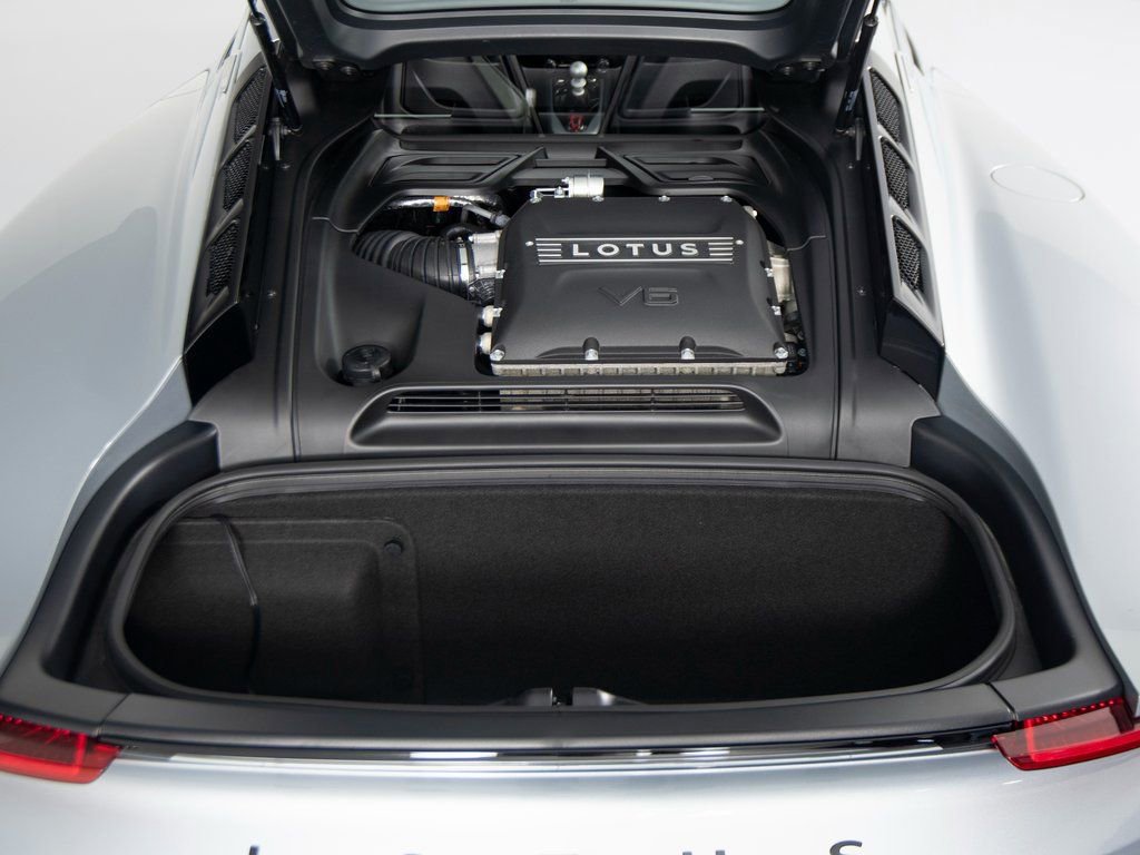 Used 2025 Lotus Emira image 47