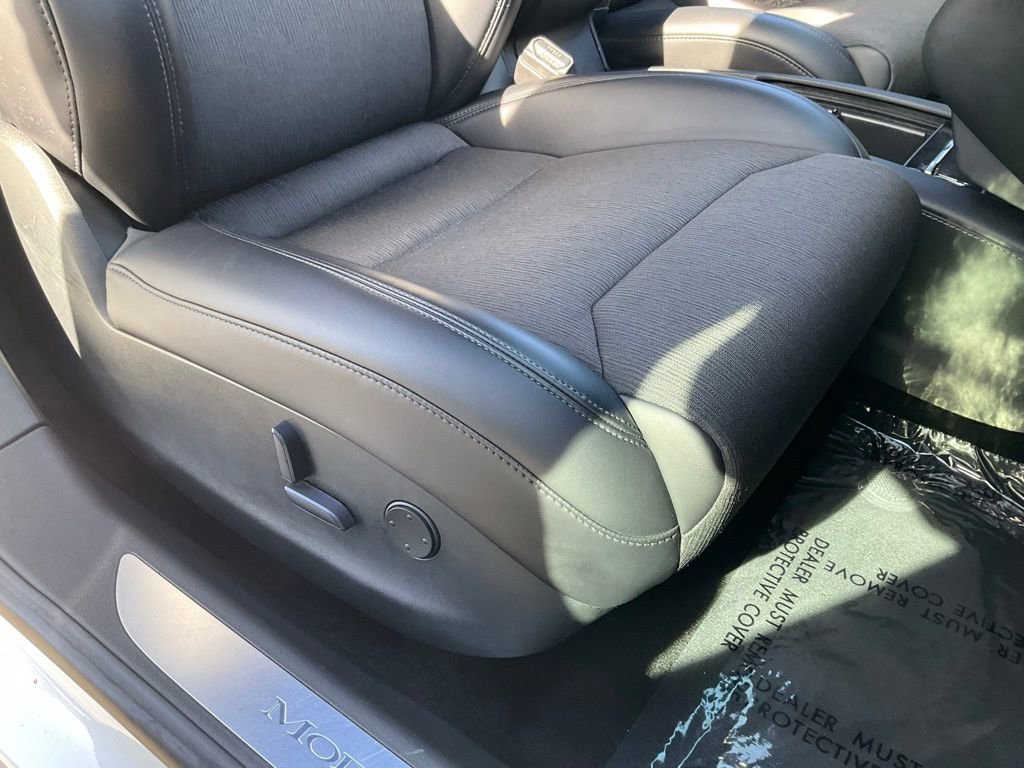 Used 2017 Tesla Model S 75 RWD image 61