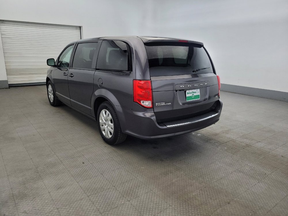 Used 2018 Dodge Grand Caravan SE image 5