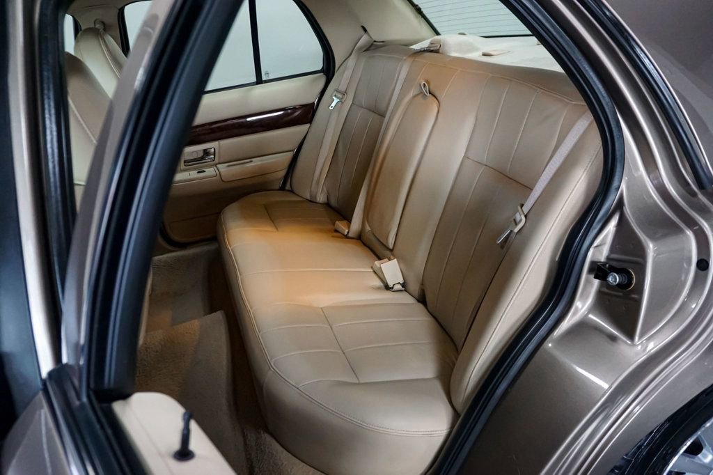 Used 2006 Mercury Grand Marquis LS image 25