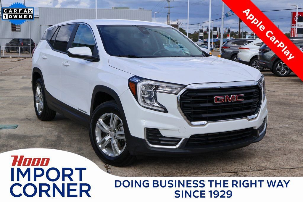Used 2023 GMC Terrain SLE image 1