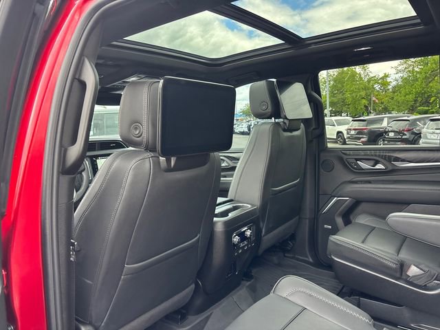Used 2024 GMC Yukon Denali AWD/4WD image 10