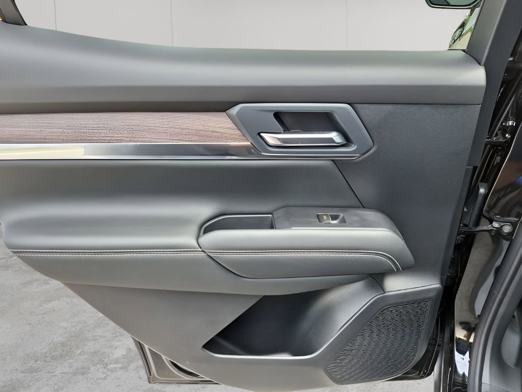 New 2026 GMC Terrain Denali image 17