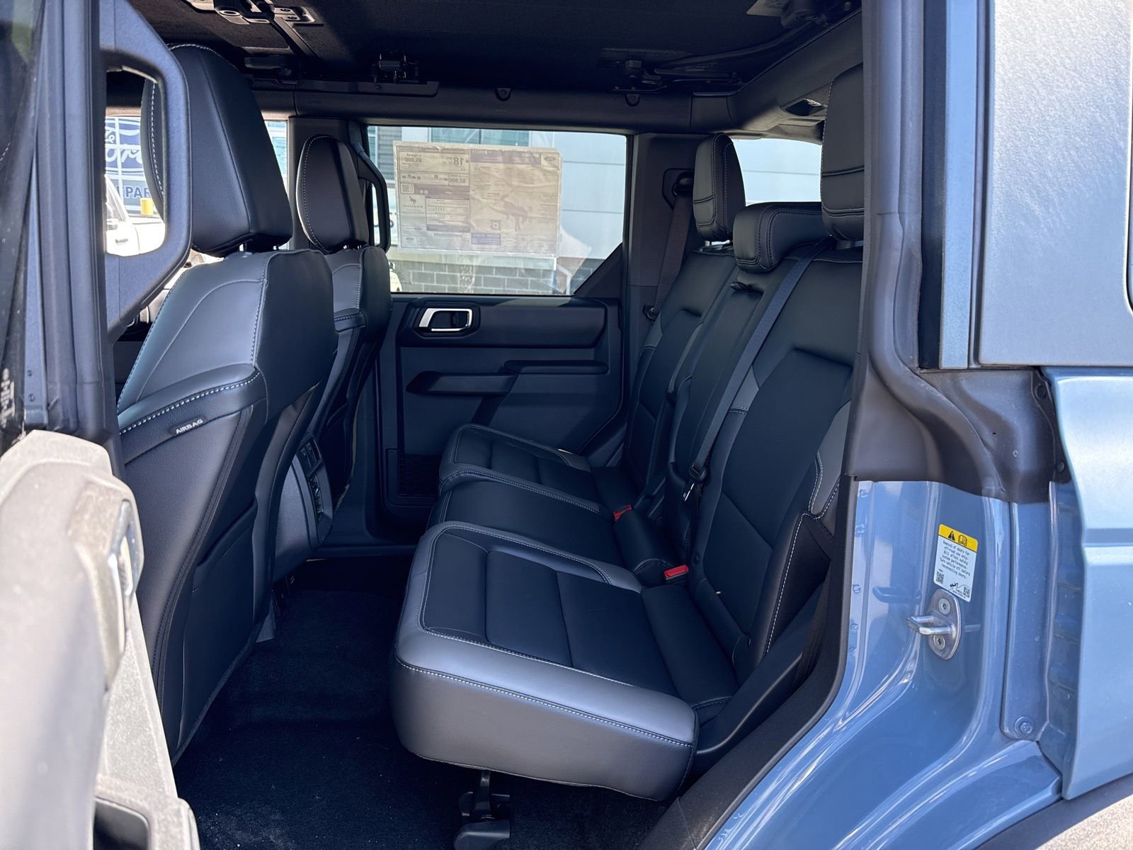 New 2025 Ford Bronco Outer Banks w/ Sasquatch Package AWD/4WD image 35