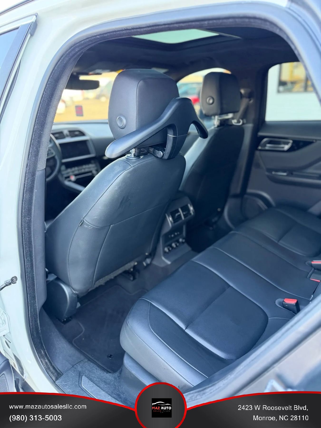 Used 2019 Jaguar F-PACE Premium image 12