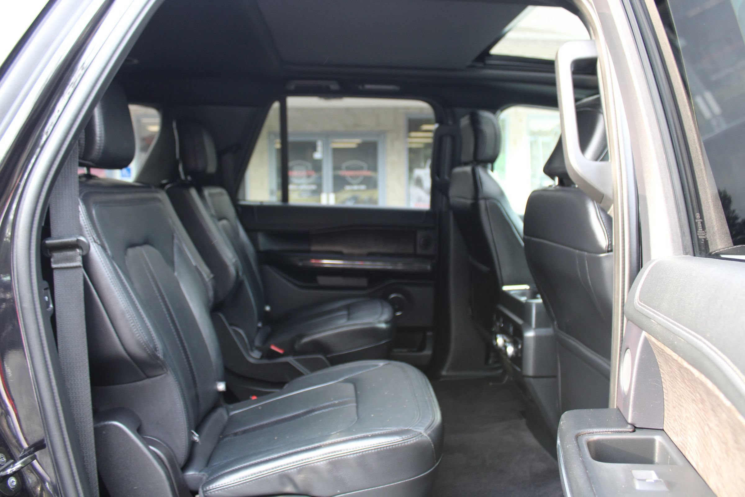 Used 2019 Ford Expedition Max Limited w/ Equipment Group 302A AWD/4WD image 19