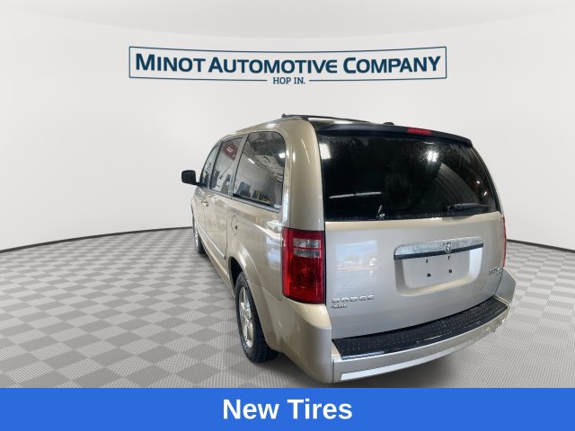 Used 2009 Dodge Grand Caravan SXT w/ Flexible Seating Group FWD image 7