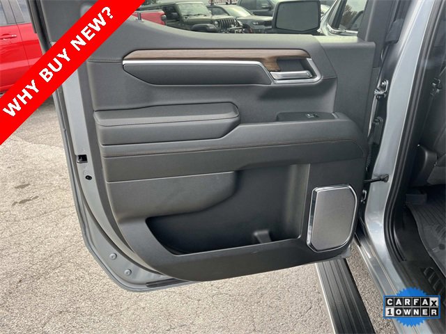 Used 2024 Chevrolet Silverado 1500 High Country w/ Technology Package image 17