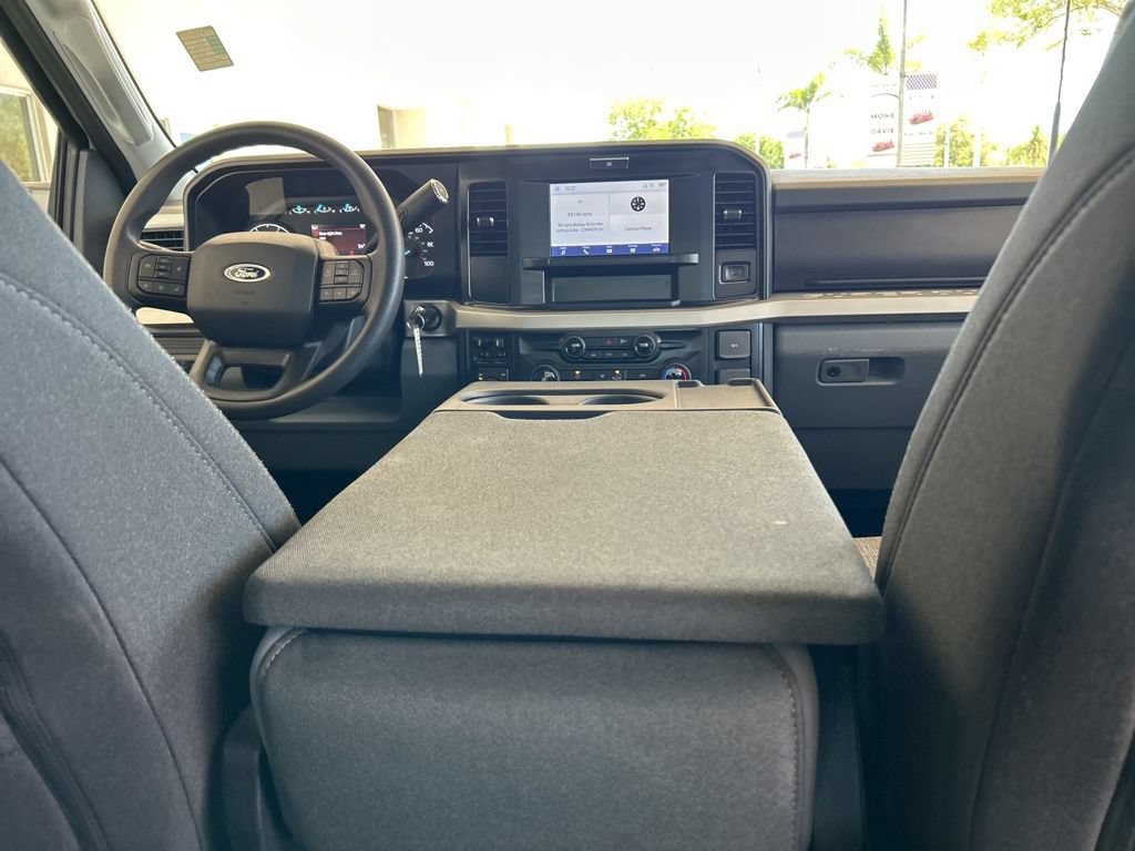 Used 2025 Ford F450 XLT AWD/4WD image 32