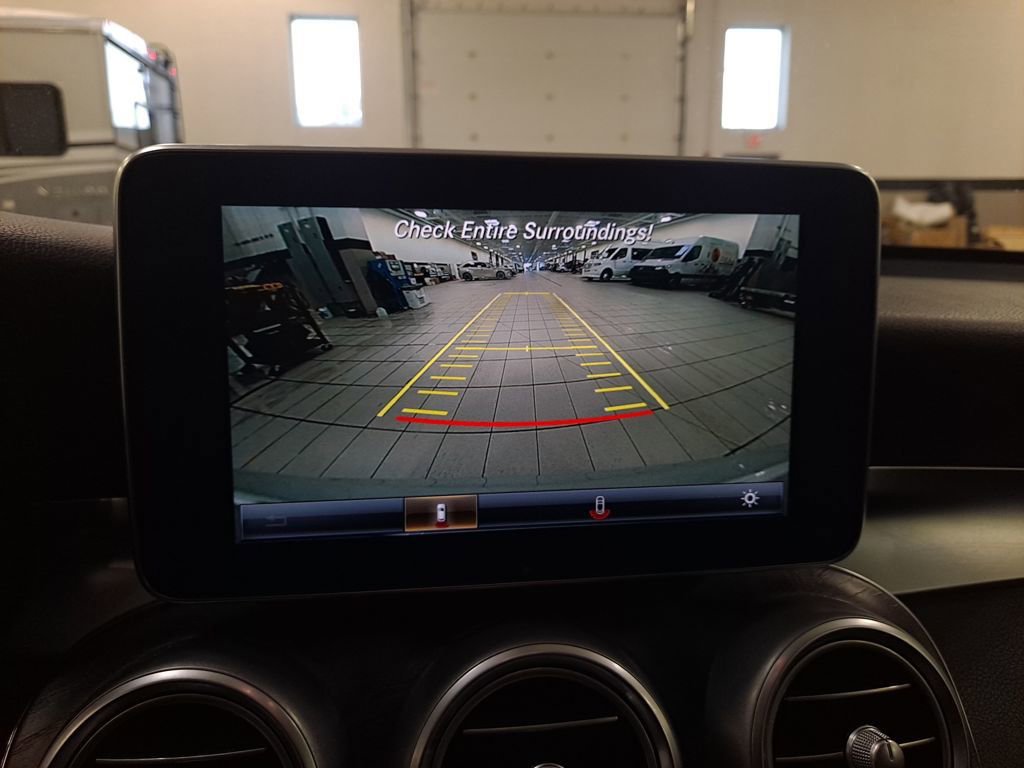 Used 2017 Mercedes-Benz GLC 300 4MATIC Coupe image 20