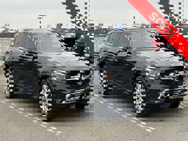 Used 2020 Mercedes-Benz GLC 300 GLC 300 image 32