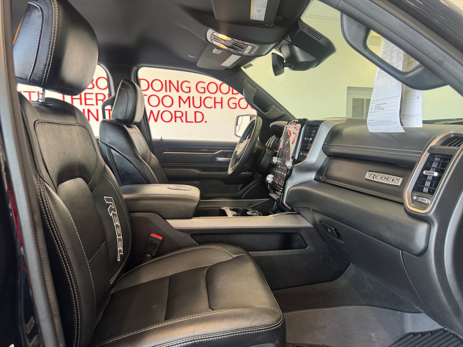 Used 2022 RAM 1500 Rebel w/ Rebel Level 2 Equipment Group AWD/4WD image 19