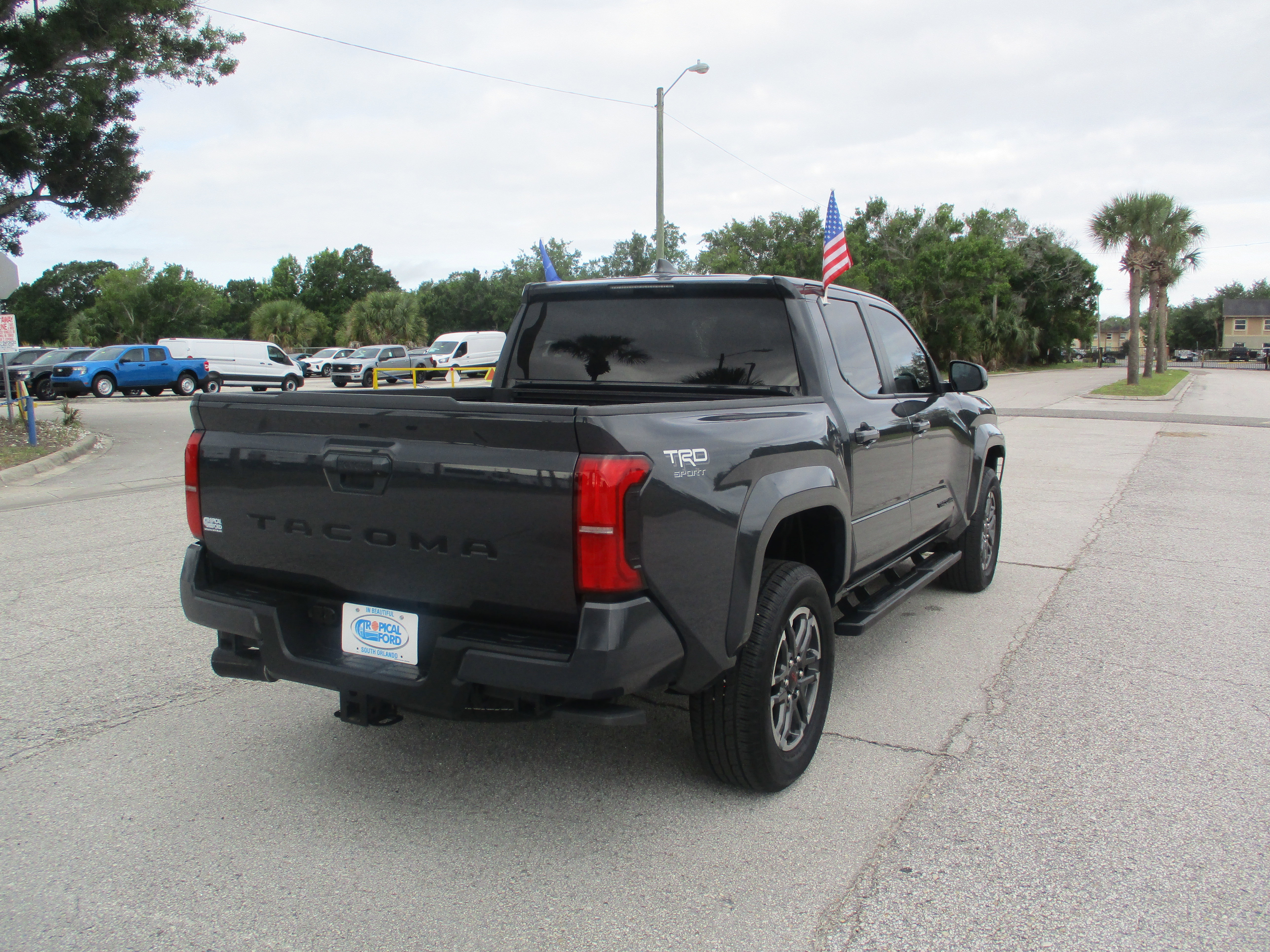 Used 2024 Toyota Tacoma TRD Sport RWD image 7