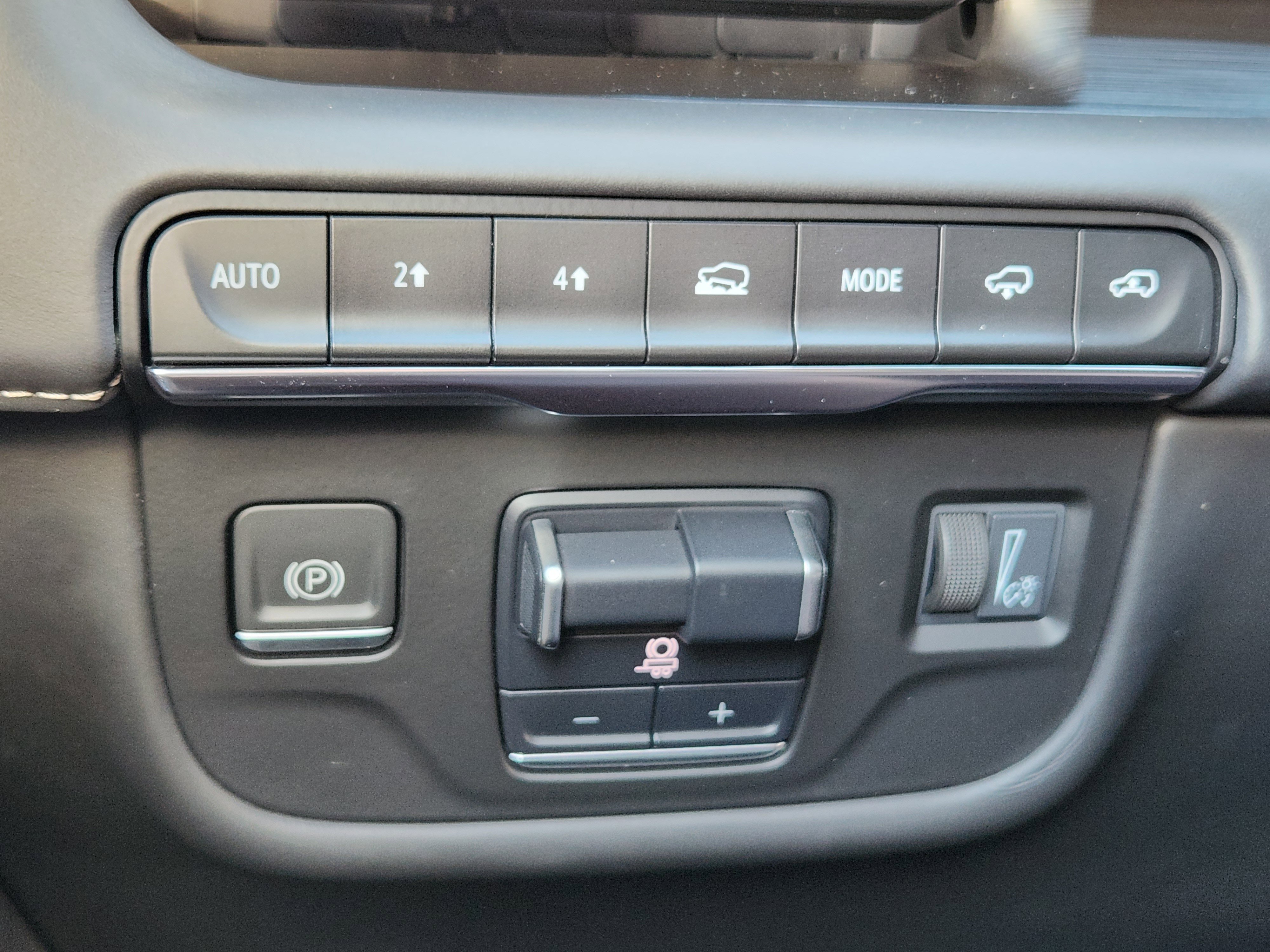 Used 2022 Cadillac Escalade Sport Platinum image 21