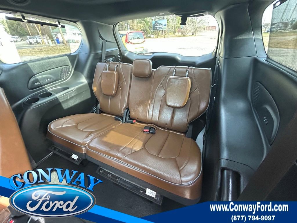 Used 2020 Chrysler Pacifica Limited image 19