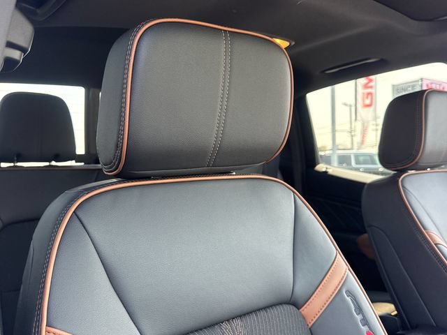 New 2026 GMC Canyon AT4 w/ Technology Plus Package AWD/4WD image 30