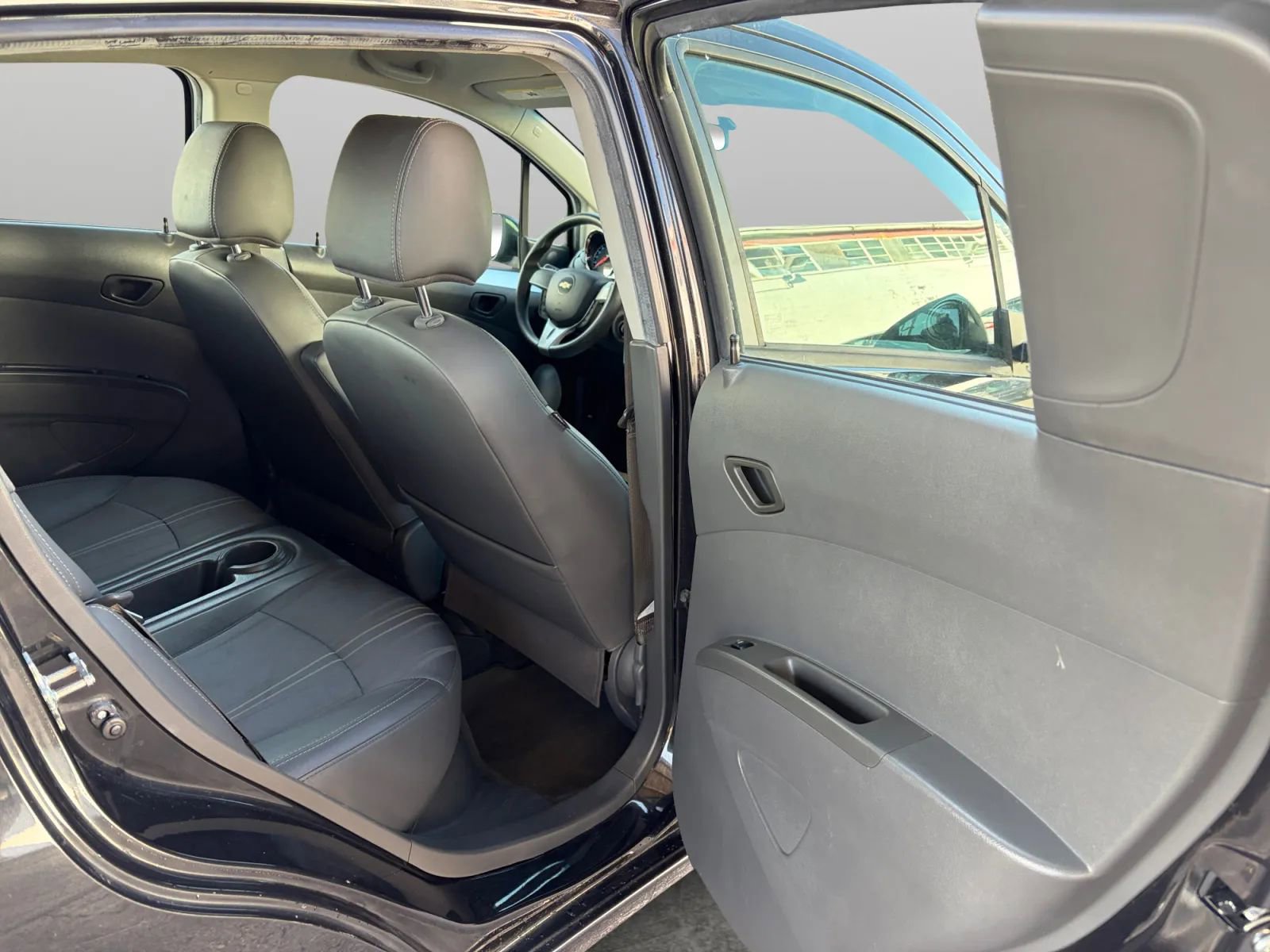 Used 2014 Chevrolet Spark LT image 15