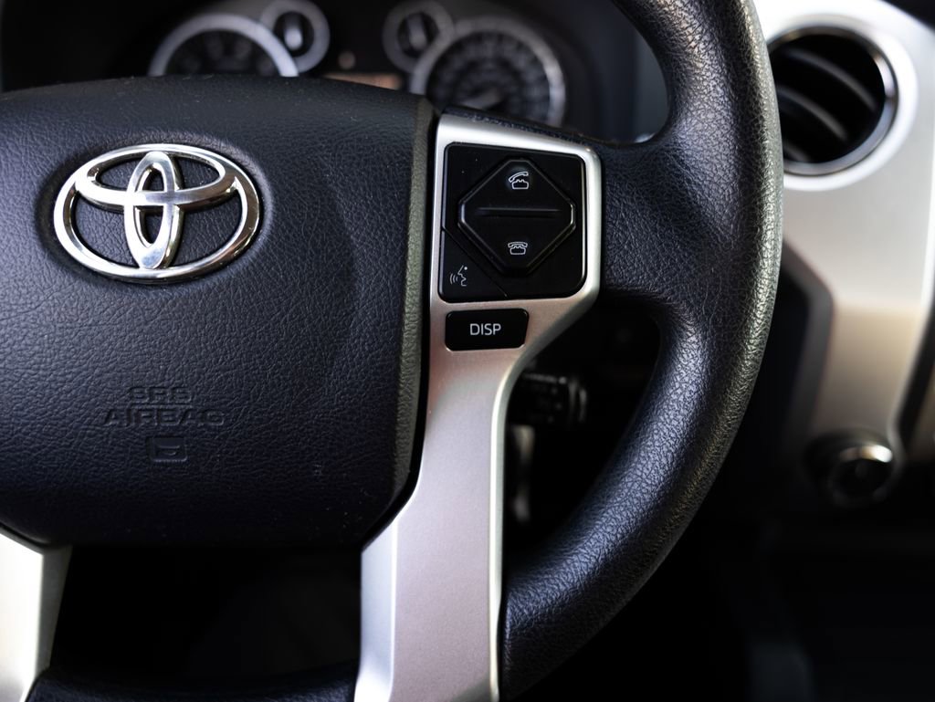 Used 2017 Toyota Tundra SR5 AWD/4WD image 17