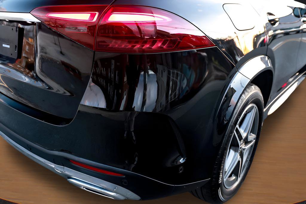 Used 2024 Mercedes-Benz GLE 450e 4MATIC w/ AMG Line Exterior image 15