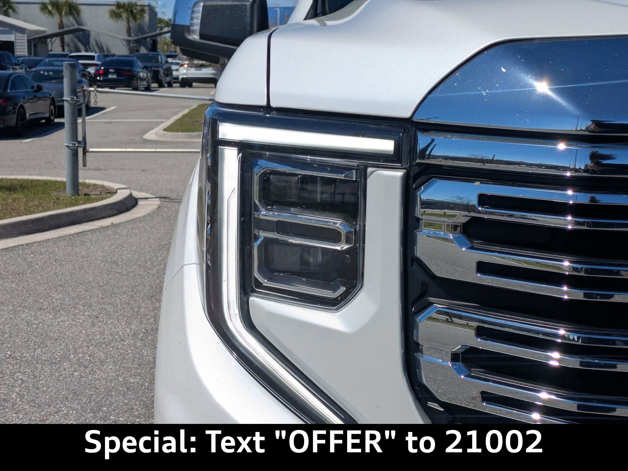 Used 2024 GMC Sierra 1500 Denali w/ Denali Reserve Package AWD/4WD image 10