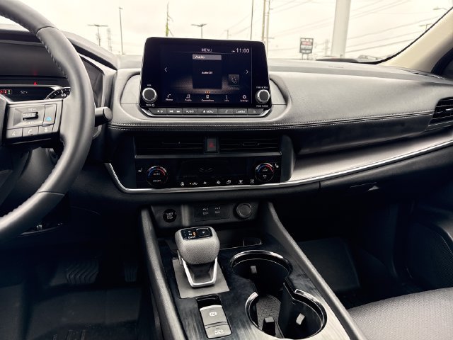 Used 2026 Nissan Rogue Dark Armor AWD/4WD image 19