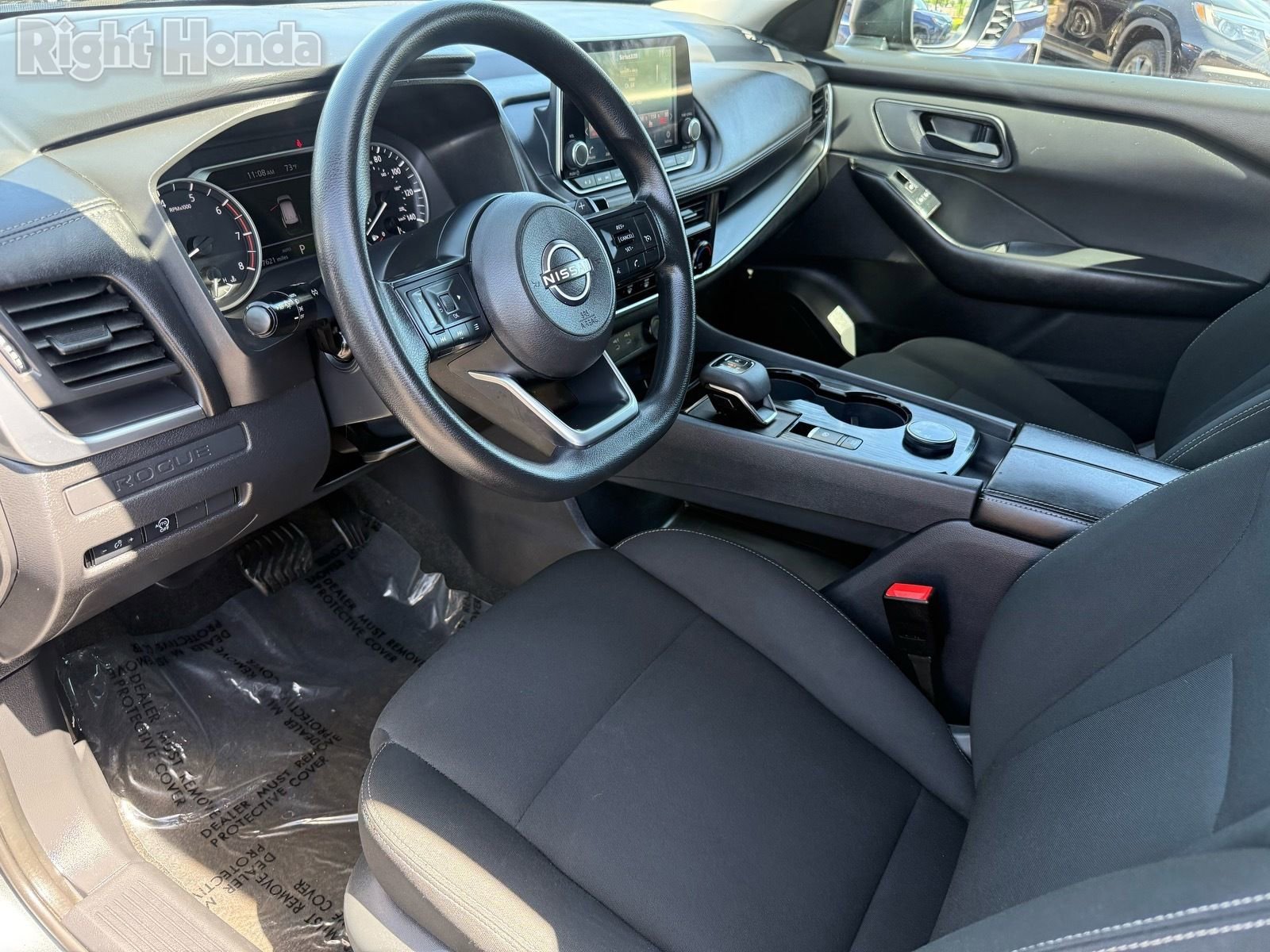 Used 2024 Nissan Rogue S image 12