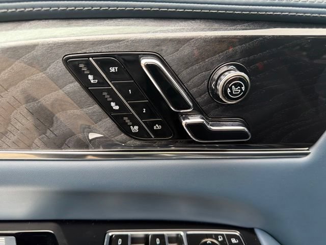 Used 2025 Cadillac Escalade IQ Luxury 2 w/ LPO, Premium Carpet Package AWD/4WD image 12
