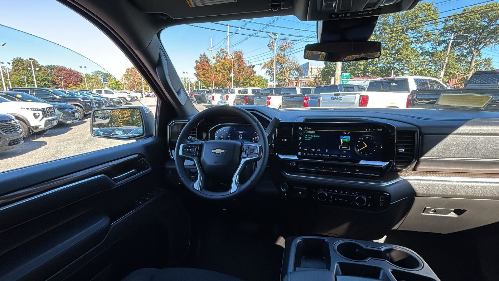 Used 2025 Chevrolet Silverado 1500 LT image 26
