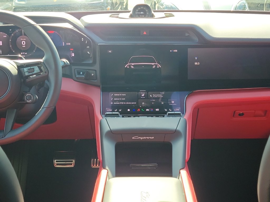 New 2026 Porsche Cayenne Turbo AWD/4WD image 22