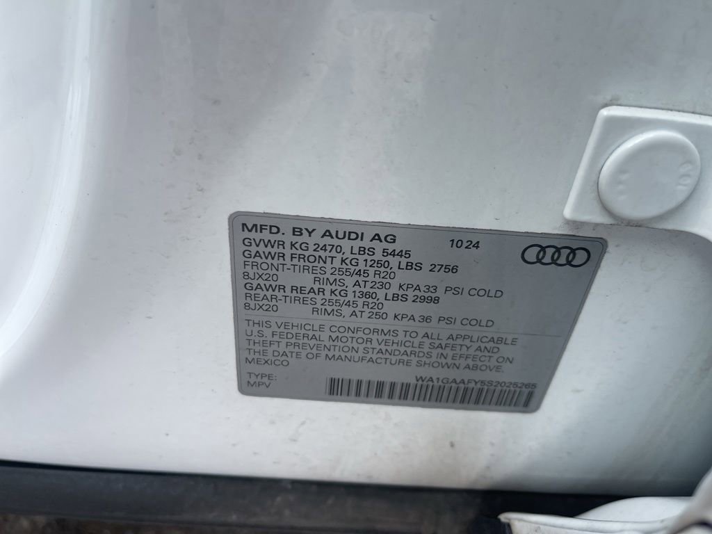 Used 2025 Audi Q5 2.0T Premium image 30