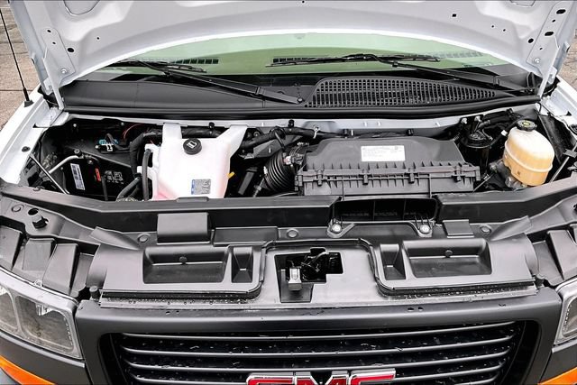 New 2026 GMC Savana 2500 w/ Driver Convenience Package RWD image 11