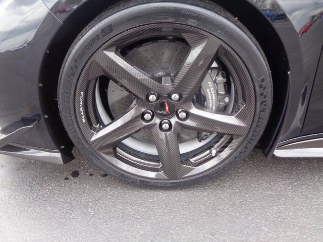 New 2024 Chevrolet Corvette Z06 w/ Z07 Performance Package image 2