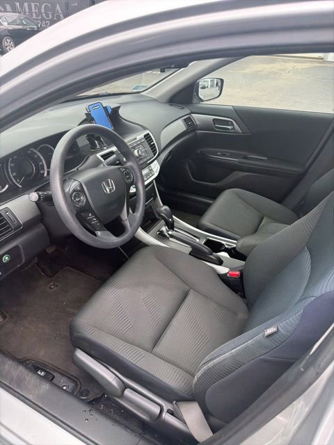 Used 2015 Honda Accord LX image 3