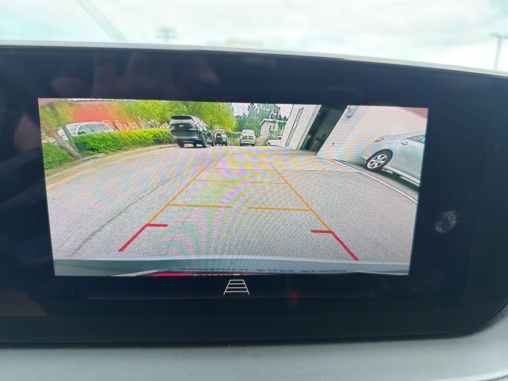 Used 2024 Buick Encore GX Preferred FWD image 18