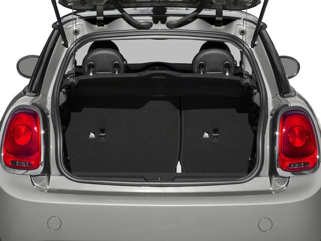 Used 2017 MINI Cooper 2-Door Hardtop image 12