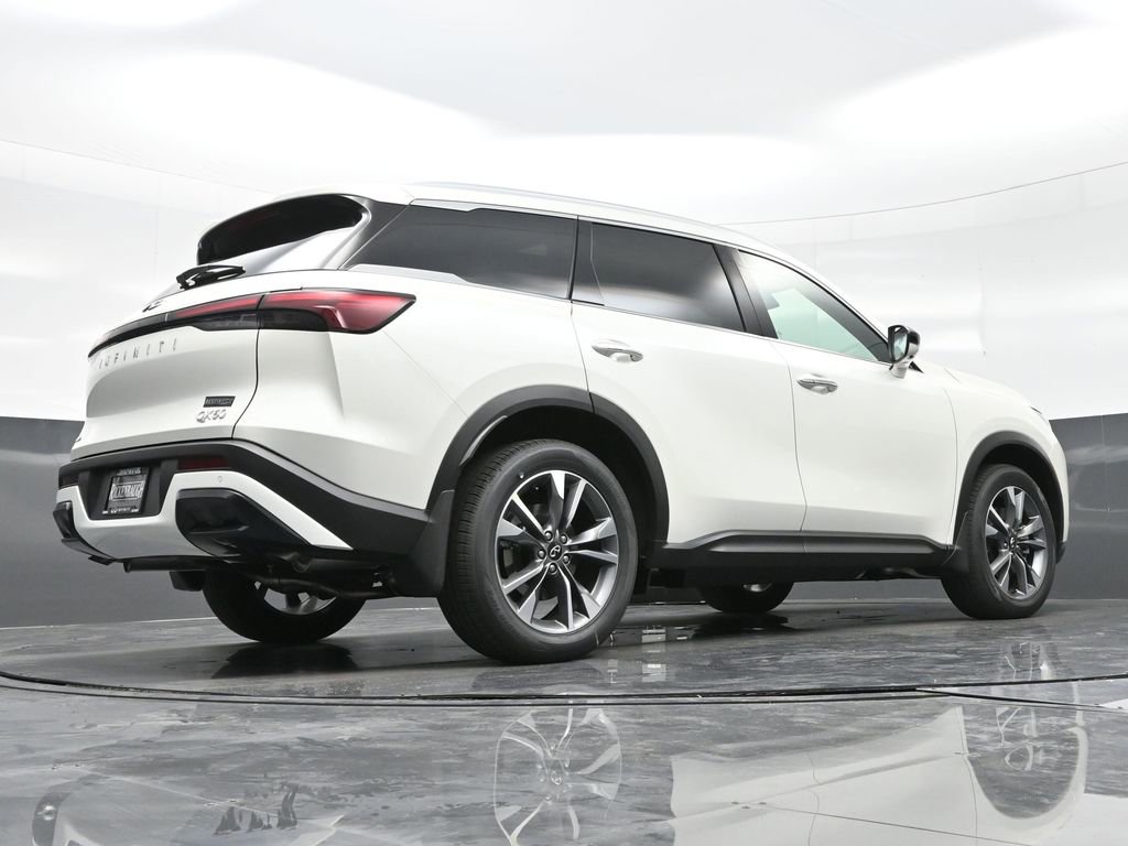 Used 2025 INFINITI QX60 Luxe w/ Vision Package image 32