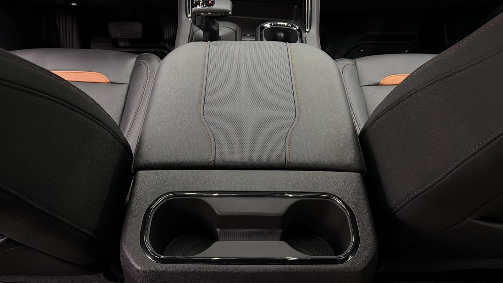 Used 2026 GMC Sierra 1500 AT4 w/ AT4 Premium Package AWD/4WD image 38