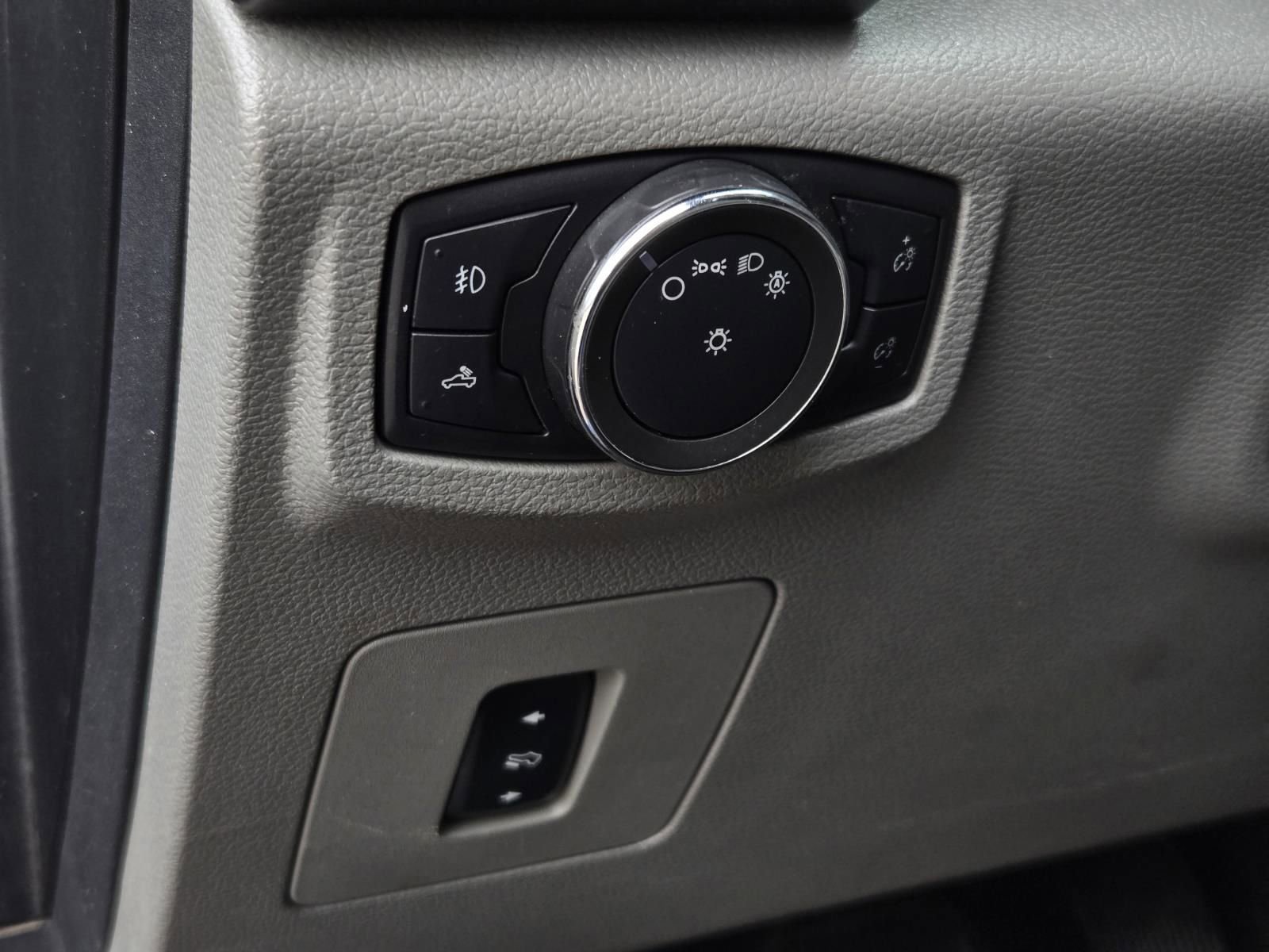 Used 2016 Ford F150 XLT w/ Equipment Group 302A Luxury RWD image 21