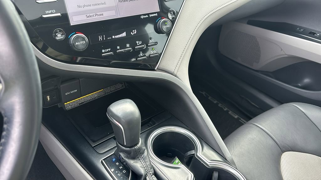 Used 2018 Toyota Camry XLE w/ Audio Package image 20