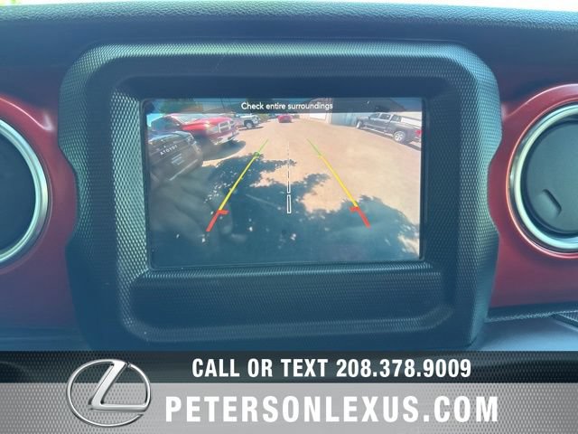 Used 2018 Jeep Wrangler Unlimited Rubicon AWD/4WD image 16