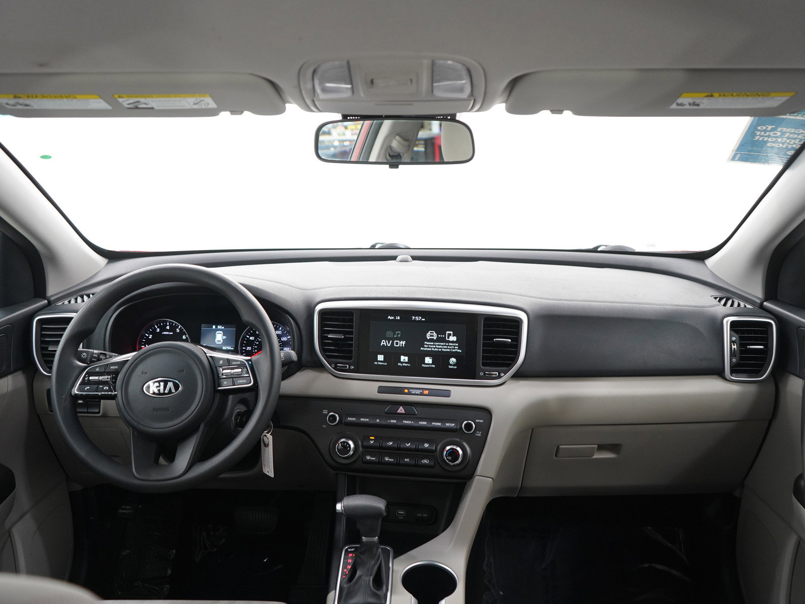 Used 2020 Kia Sportage LX image 13