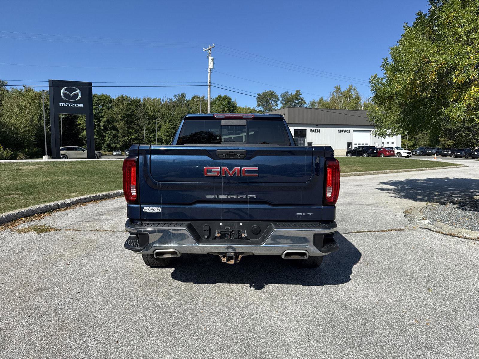 Used 2021 GMC Sierra 1500 SLT w/ SLT Premium Package image 7
