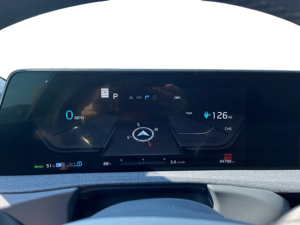 Used 2022 Kia EV6 Wind w/ Wind Technology Package AWD/4WD image 23