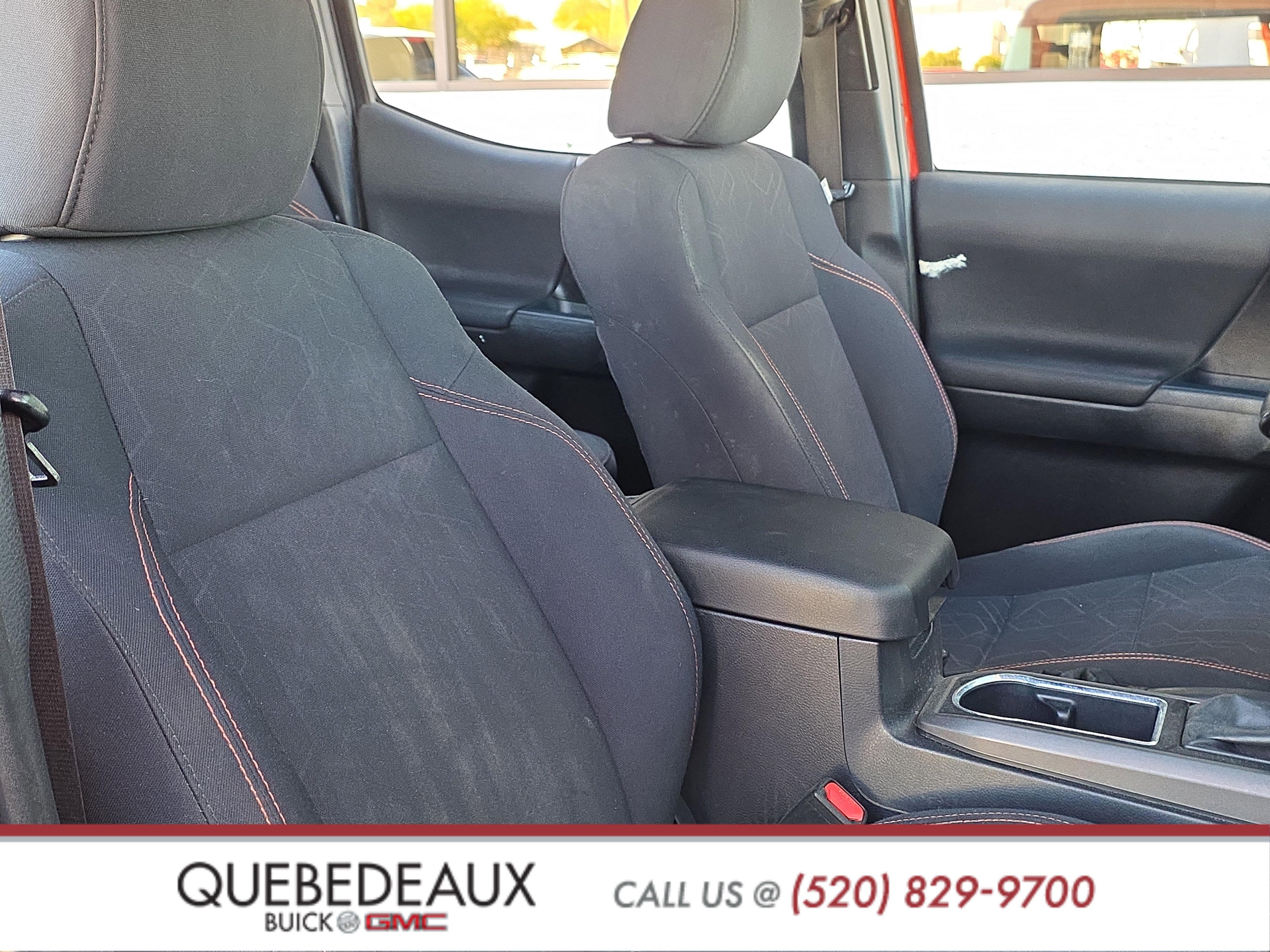 Used 2018 Toyota Tacoma TRD Off-Road w/ Technology Package image 32