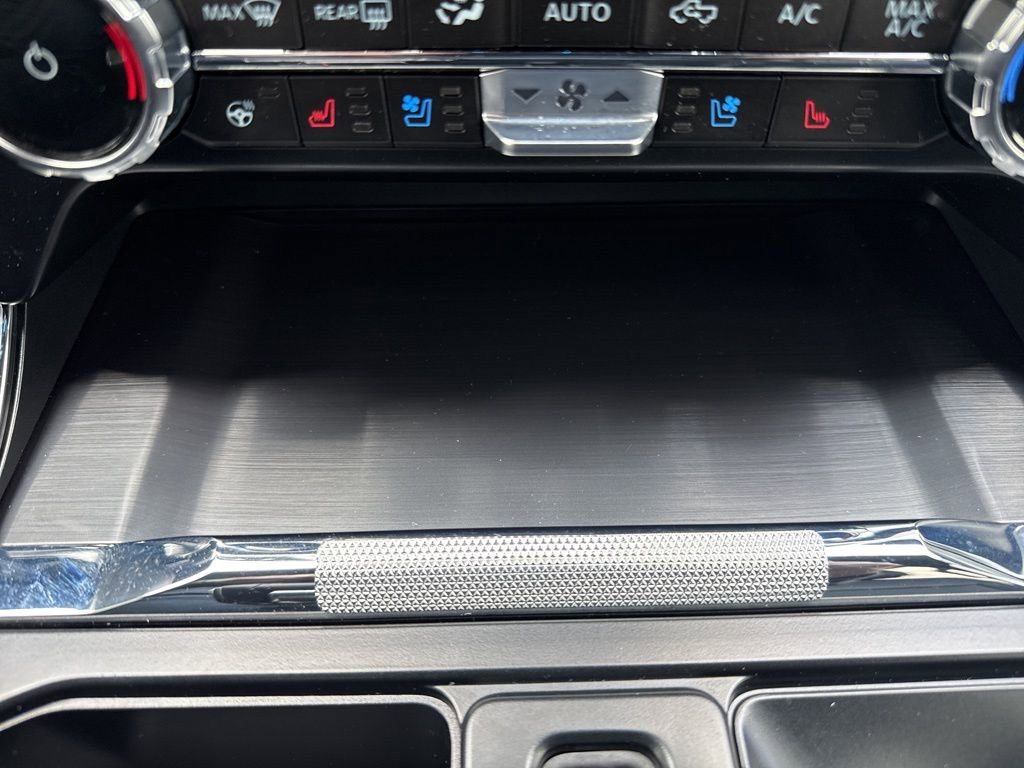 Used 2023 Ford F150 Lariat w/ Equipment Group 502A High image 29