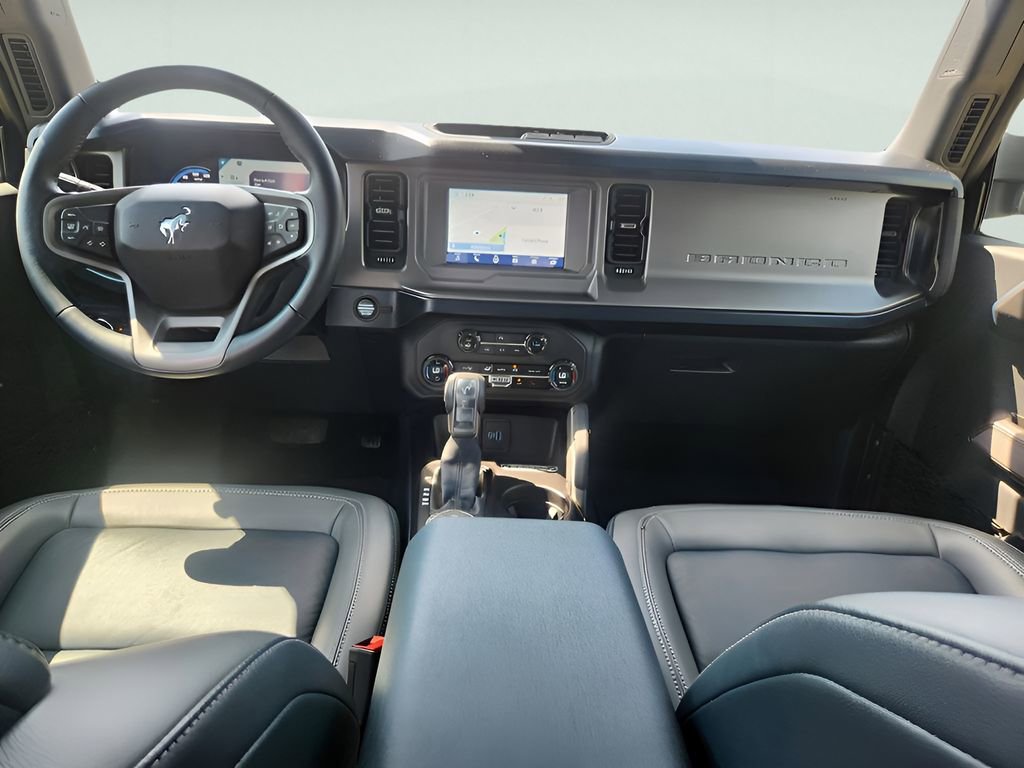 Used 2023 Ford Bronco Outer Banks image 16