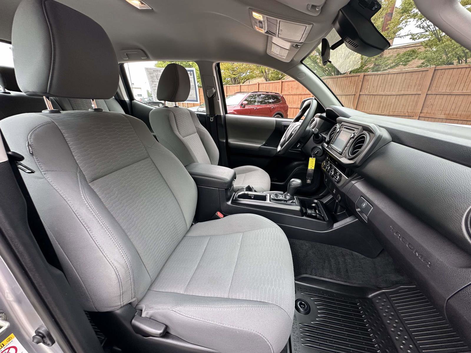 Used 2018 Toyota Tacoma SR image 15