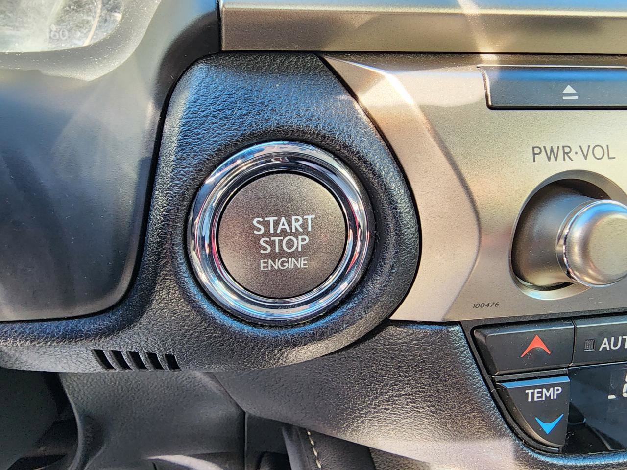 Used 2016 Lexus ES 350 w/ Luxury Package w/Wood Trim image 27